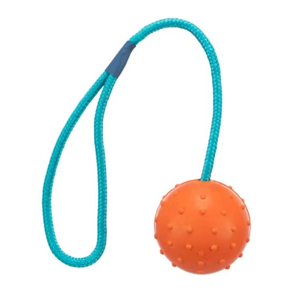 Trixie Ball on a Rope - natúr gumi játék (labda kötéllel) kutyák részére (Ø6/30cm)