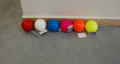 Panzi színes labda nagy (9,5cm)