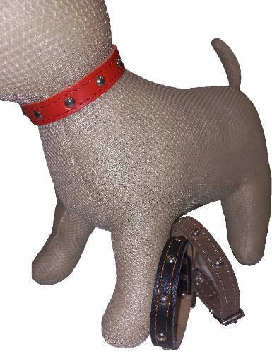 Nyakörv (bőr, veretes) kutyák részére 30mm, 60cm (több féle színben)