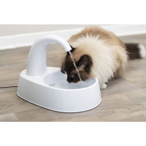 Trixie Drinking Fountain Curved Stream - ívókút (fehér) macskák részére (2,5l)